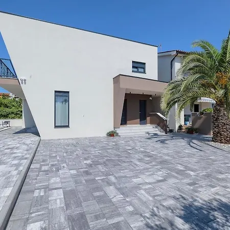 Prázdninový dům Cherry House *