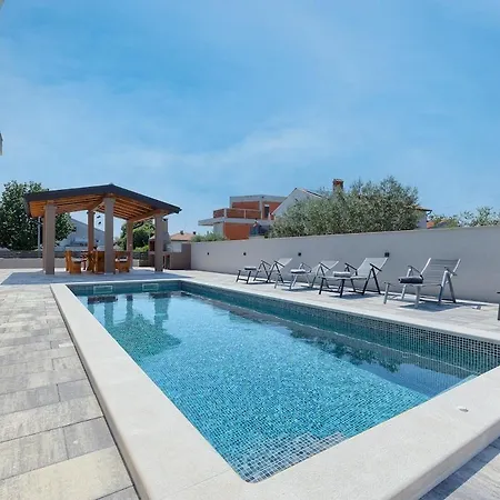 Cherry House بيت للعطل ميدولين